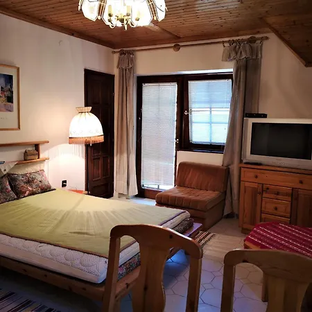 Strand Apartman Apartament